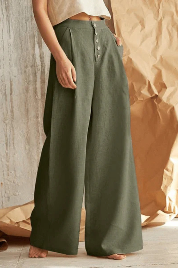 Pants and Jeans - Lotilie