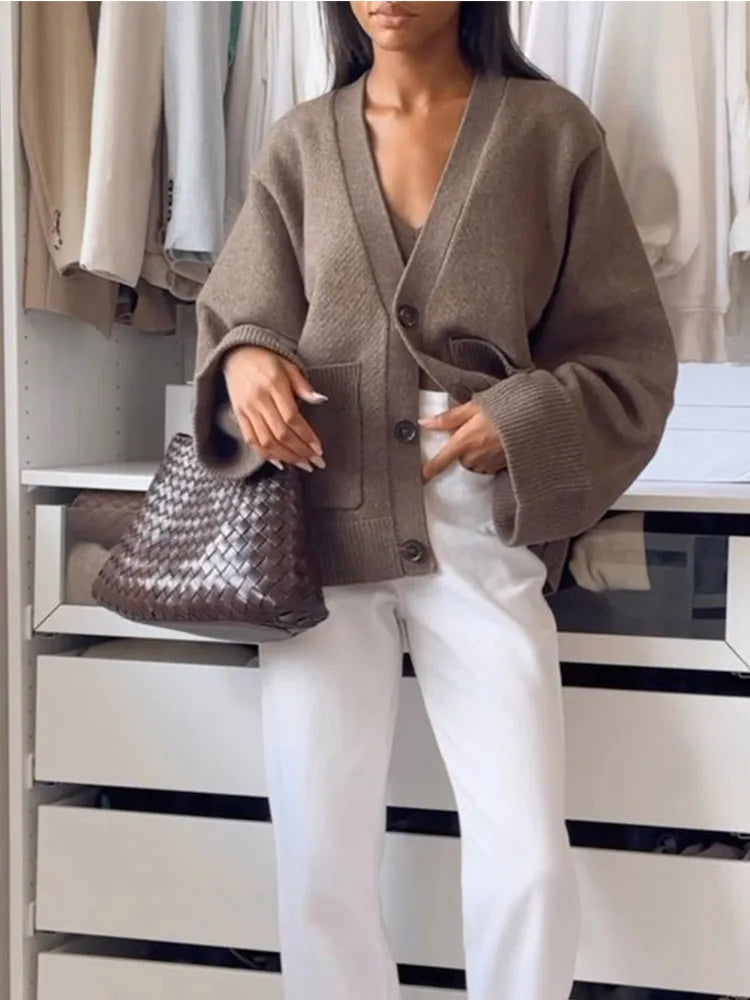 V-Neck Knit Cardigan Relaxed Fit for Women | Alvyna