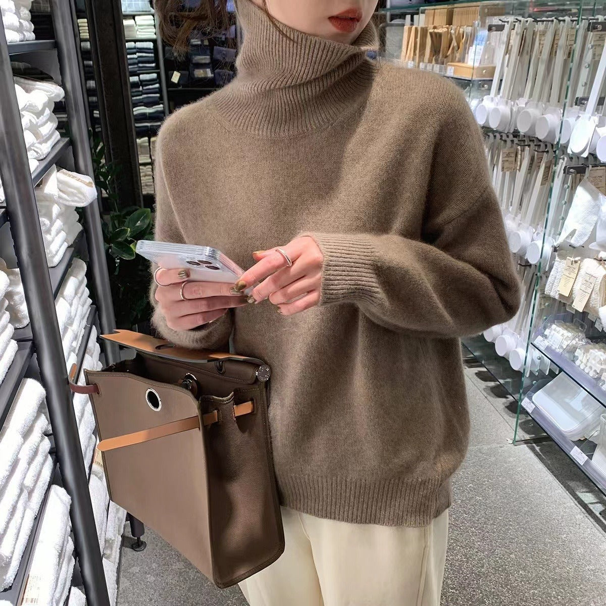 Cashmere Turtleneck Sweater Relaxed Fit for Women | Ella Camel