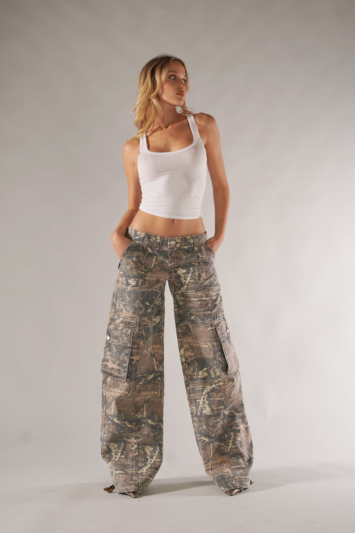 Camo Cargo Pants with Utility Pockets for Women | Teranova