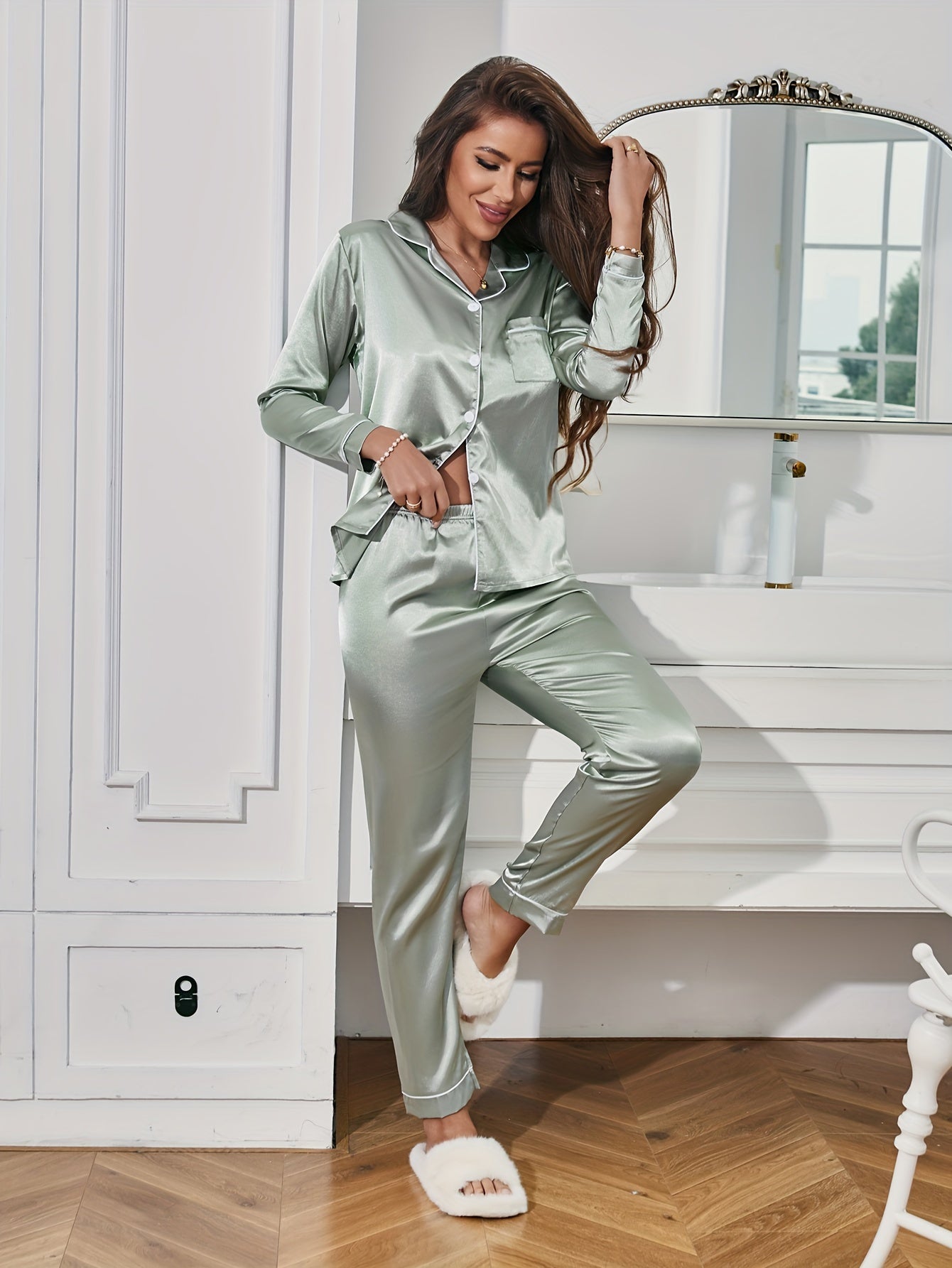 Casual Two-Piece Silk Sleepwear Set for Women | Maribeth Light Green