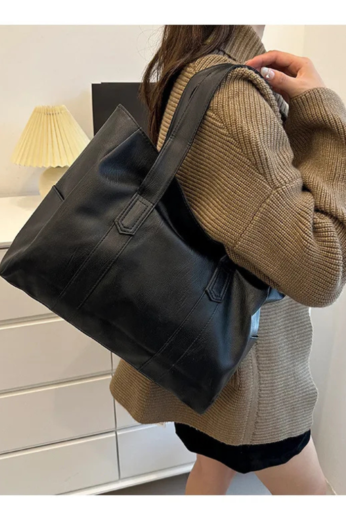 Vintage Style Leather Shoulder Bag for Women | Celia