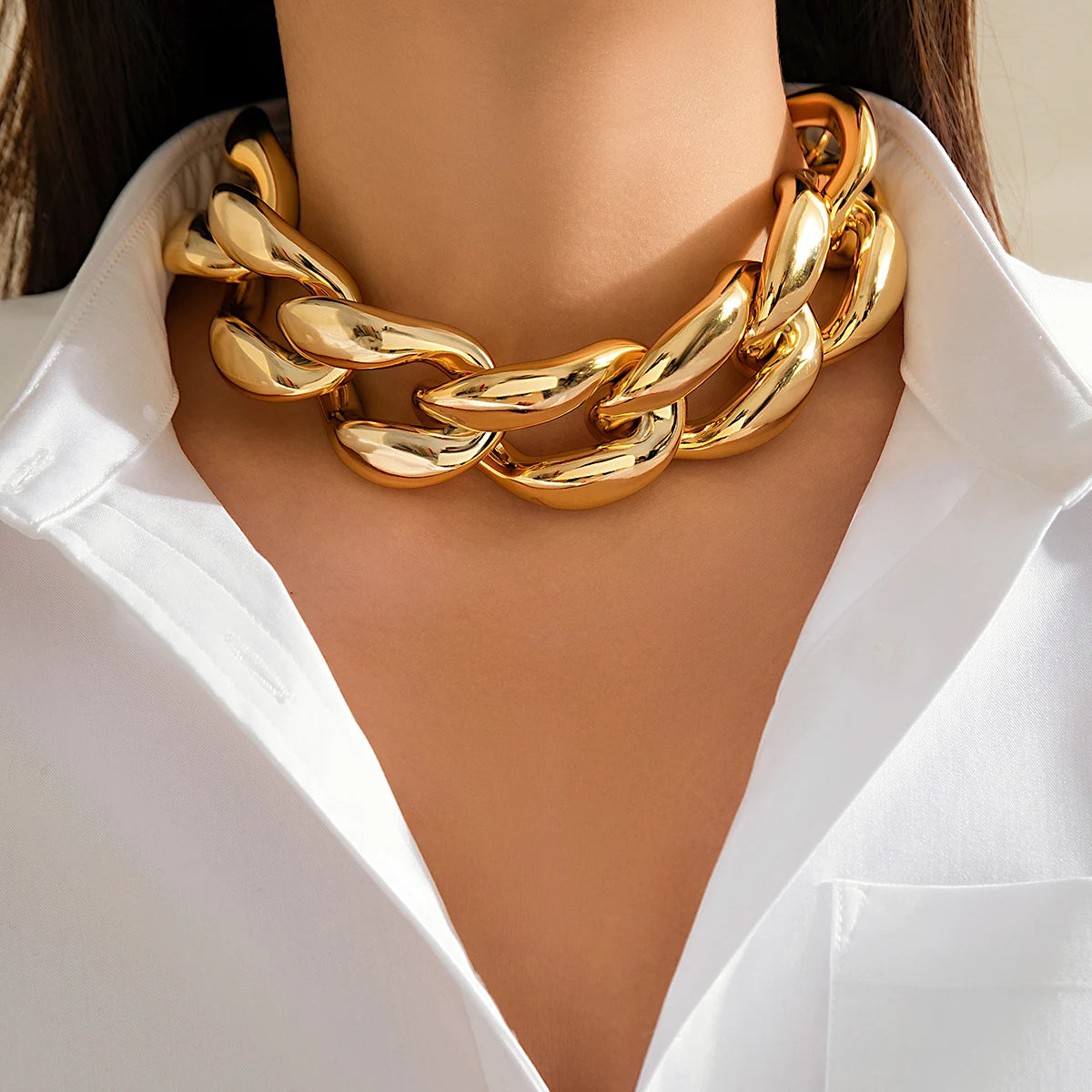 Chunky Chain Statement Necklace for Women | Amanda