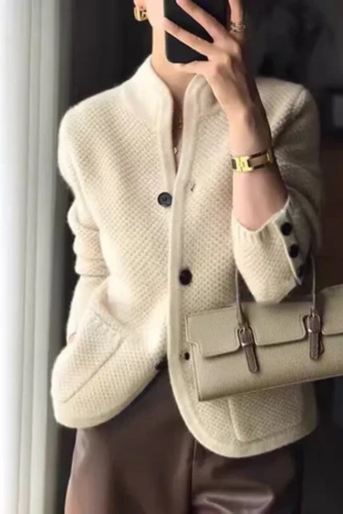 Short Turtleneck Knit Sweater Stylish Fit for Women | Elira