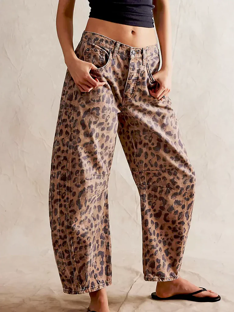 Evara | Barrel-Leg Jeans Leopard