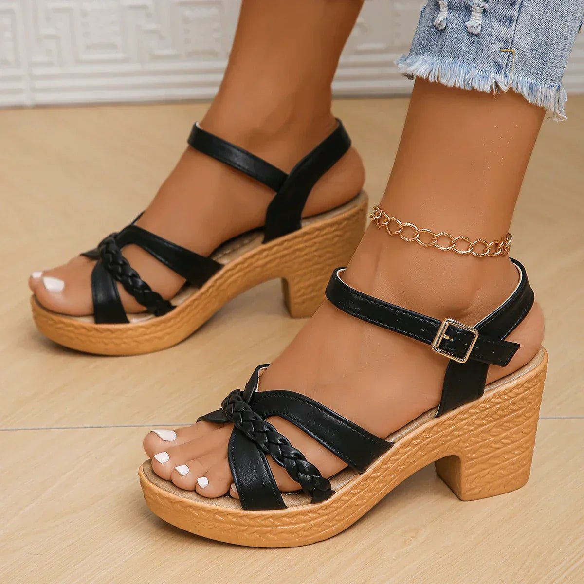 Fashion Platform Sandals Comfortable Design For Women | Lirina Black