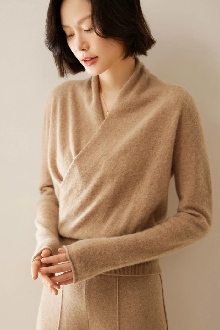 Cashmere Sweater Crossover Collar for Women | Kylor Camel