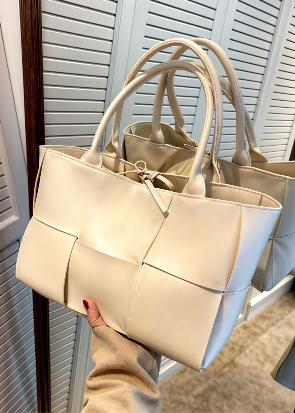 Braided Handle Everyday Bag Stylish Design for Women | Liora