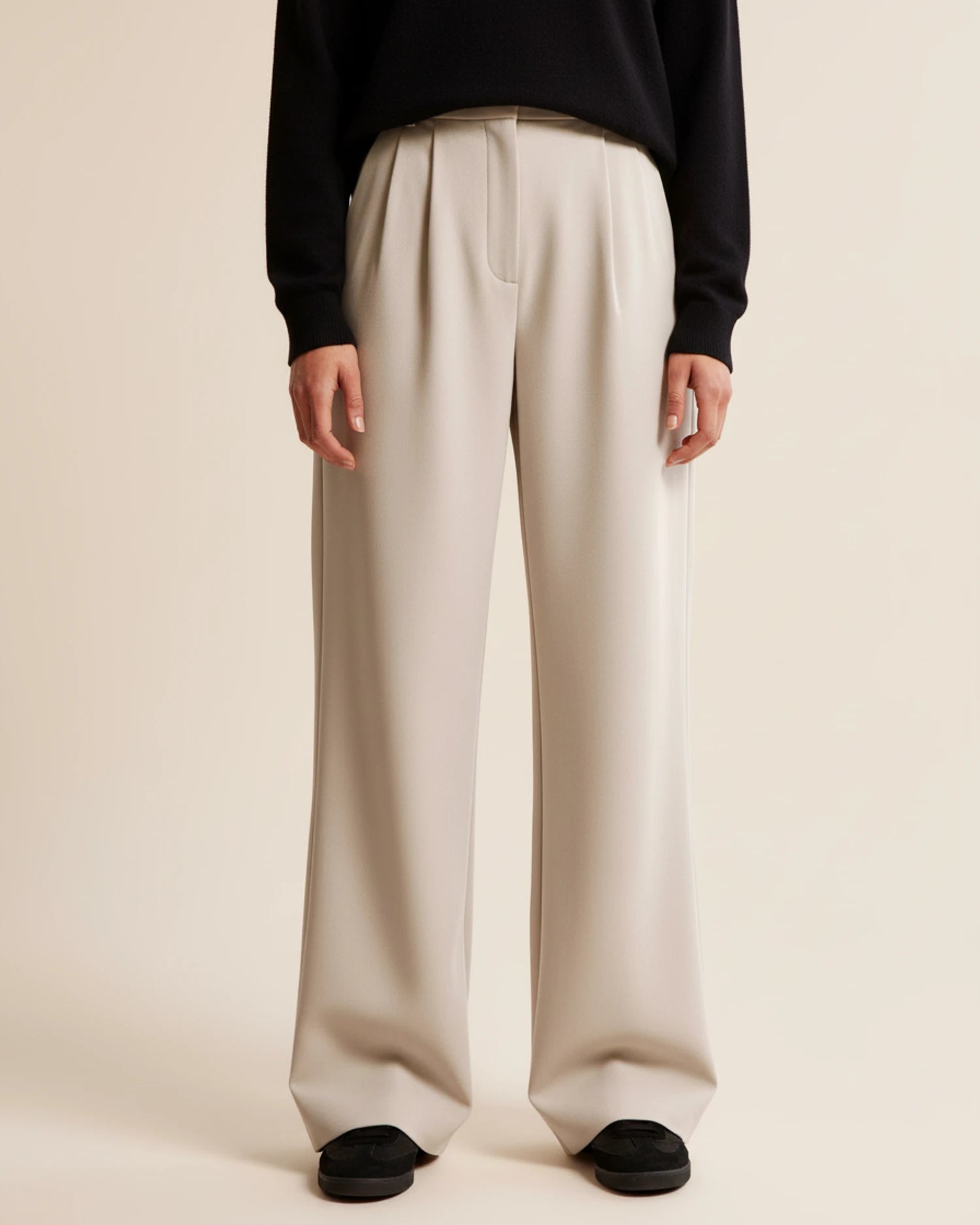 Mova | High Waist Pleated Leg Trousers