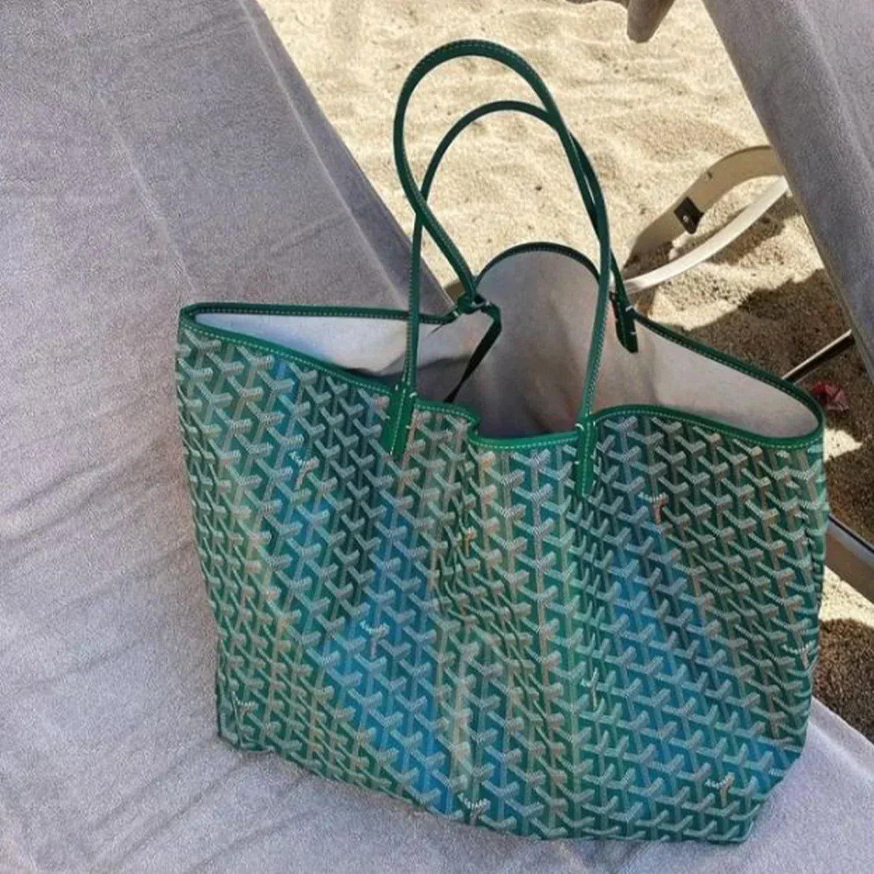 Spacious Bag for Women | Heidiana Green One Size