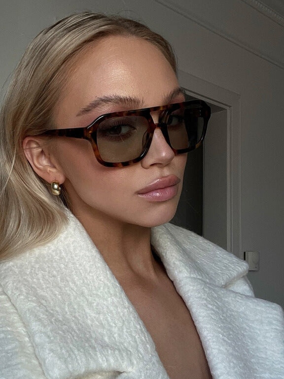 Retro Sunglasses Stylish Design for Women | Sunny