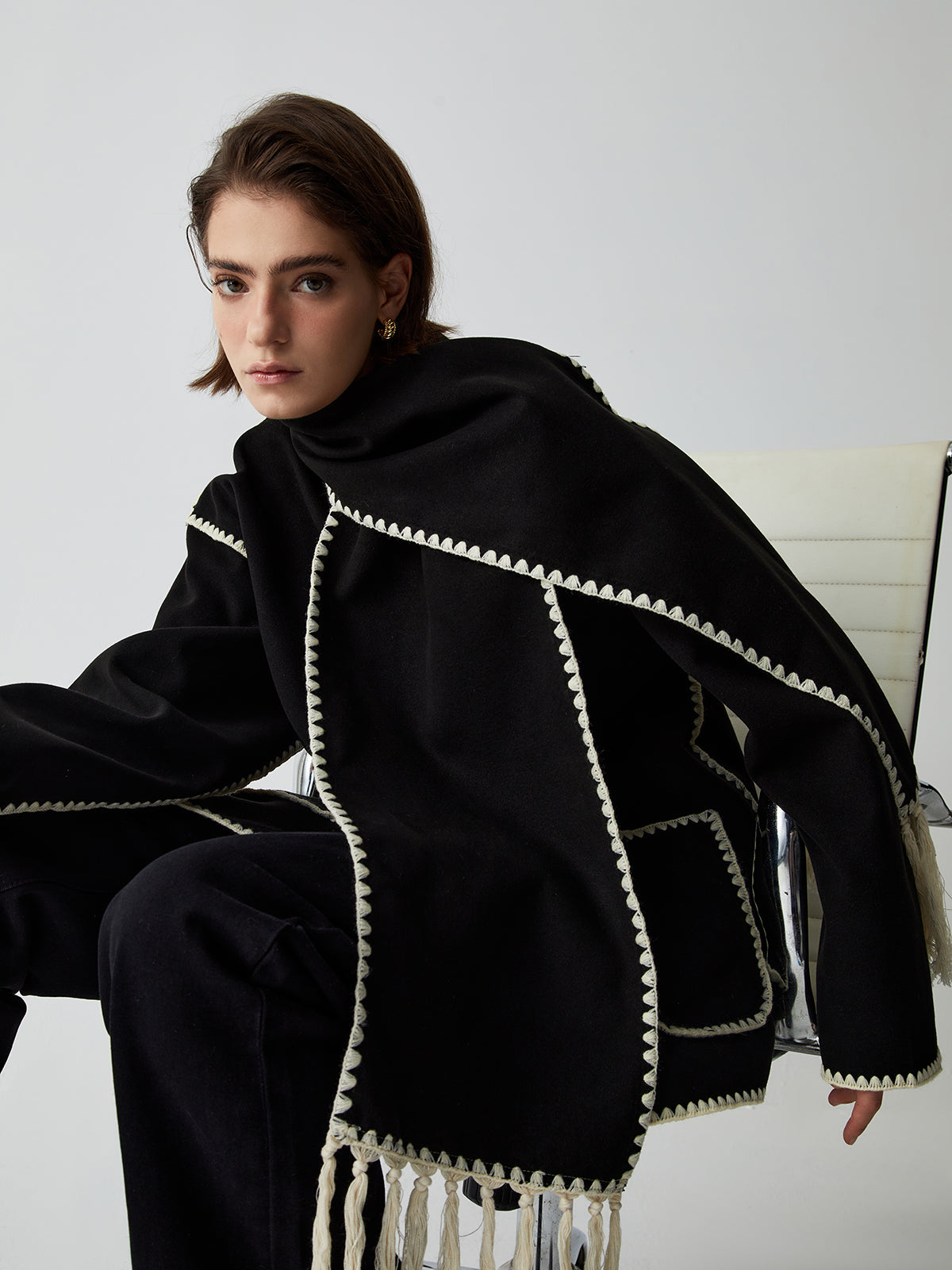 Contrast Trim Jacket Stylish Design for Women | Virell