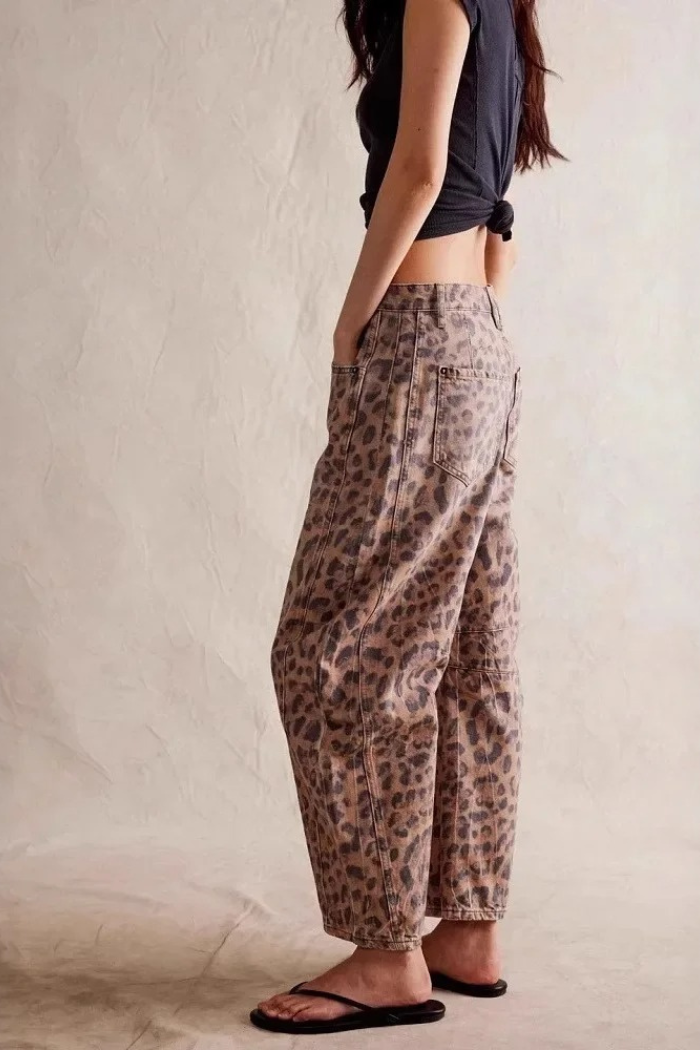 Barrel Jeans Mid Rise Wide Leg for Women | Zadie