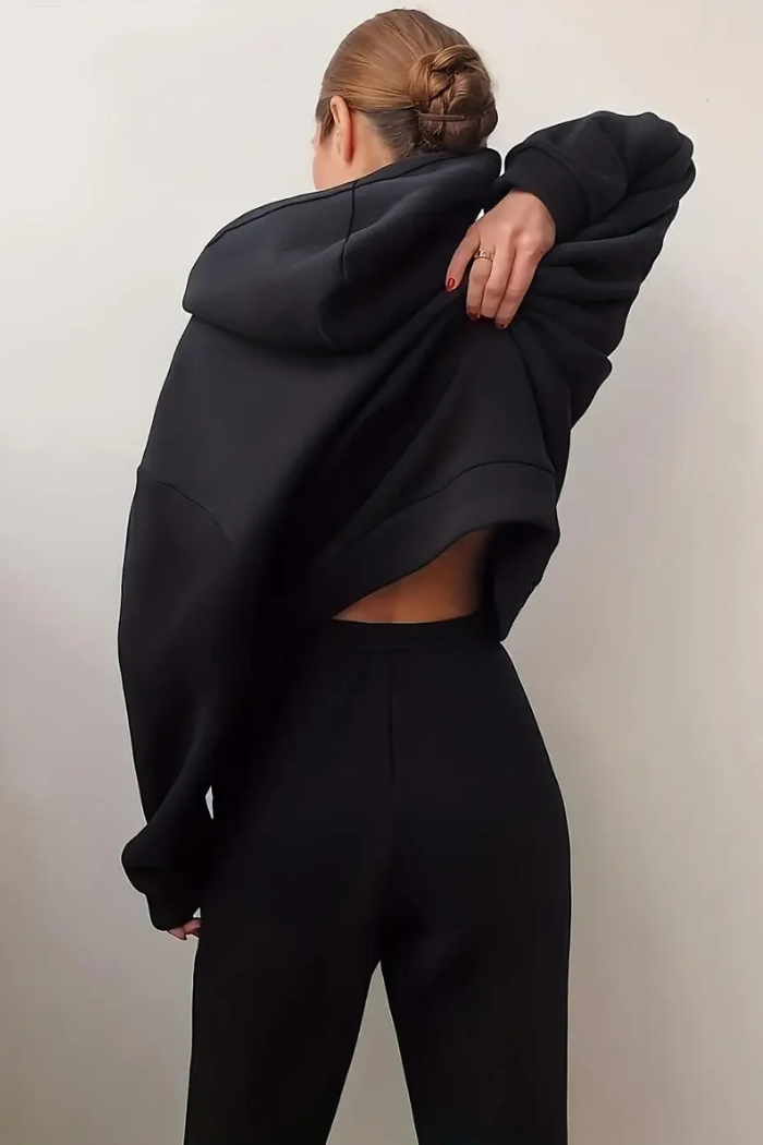 Alia – Oversized Hoodie & Jogger Set