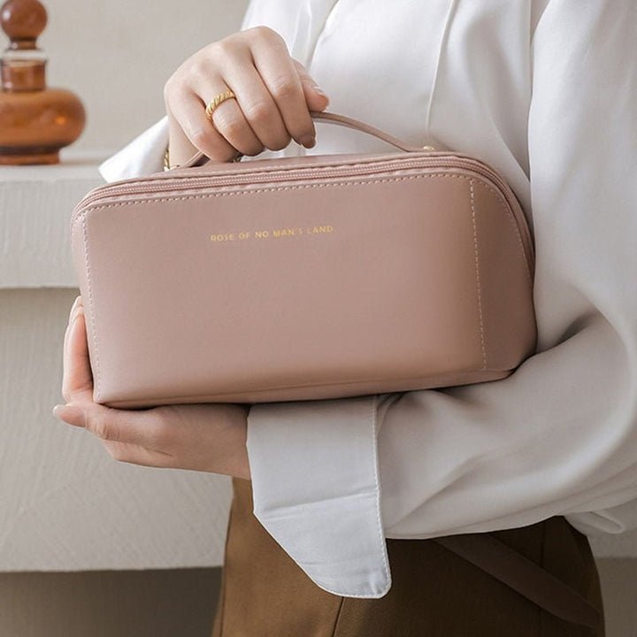 Cosmetic Storage Bag Elegant Design for Women | Isalie Rosa