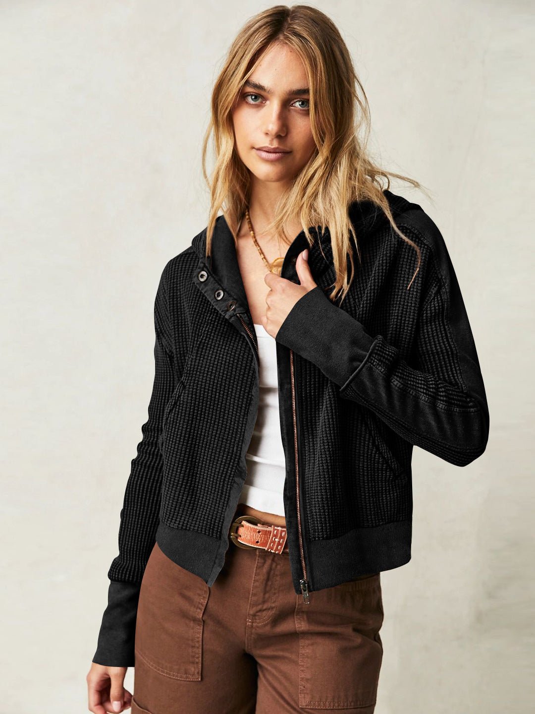 Cropped Hoodie Stylish Fit for Women | Brenno Black