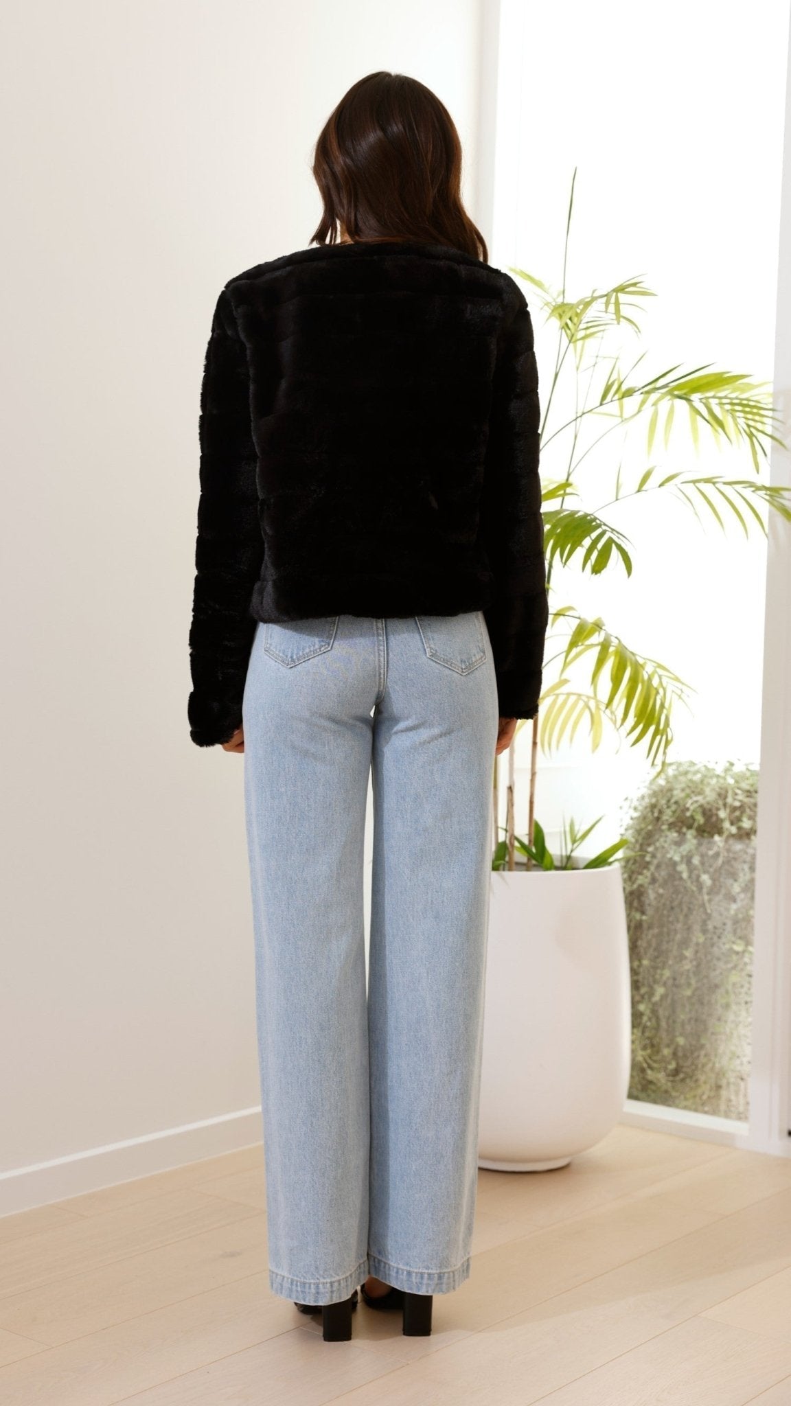 Cropped Soft Jacket Stylish Fit for Women | Lucia