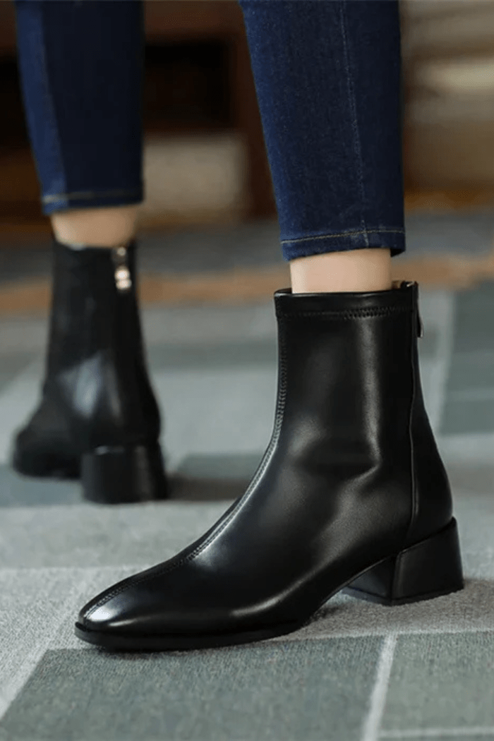 Leather Boots Stylish Design for Women | Selene Black