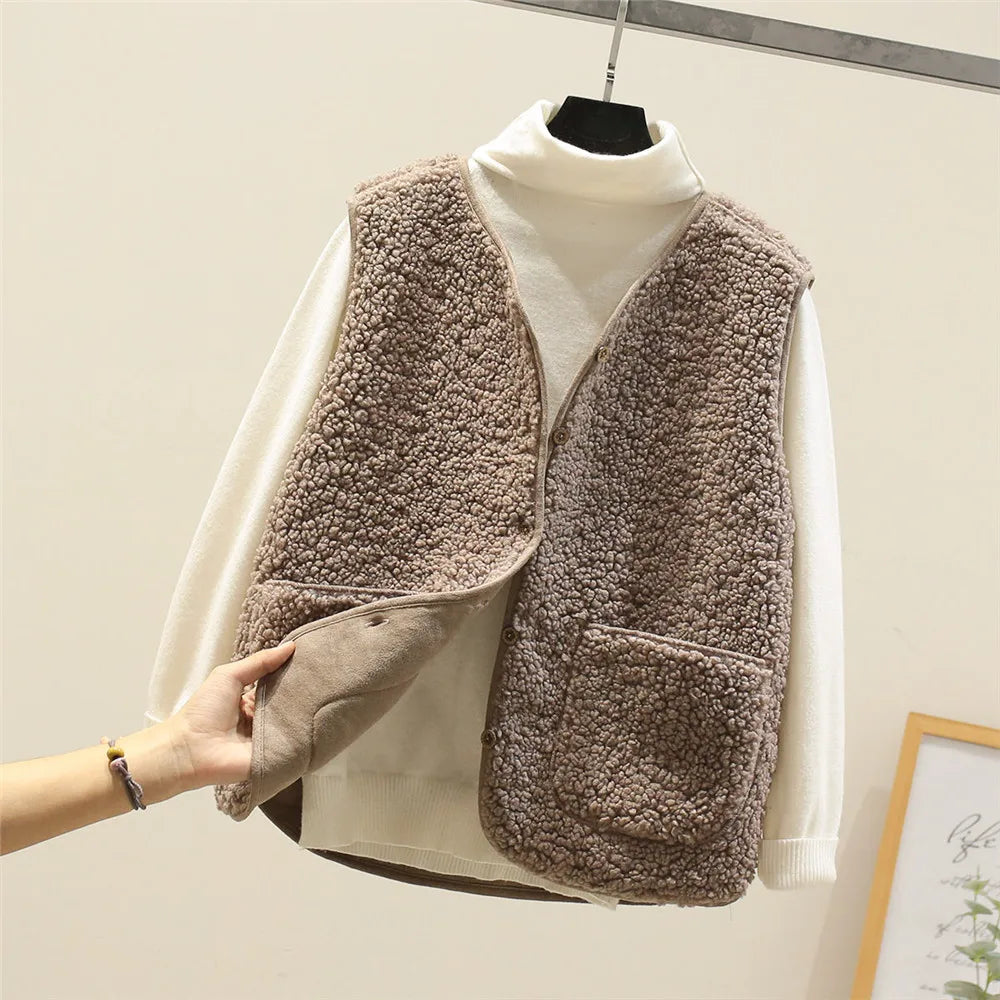 Wool Blend Fleece Sleeveless Vest for Women | Solenne Khaki
