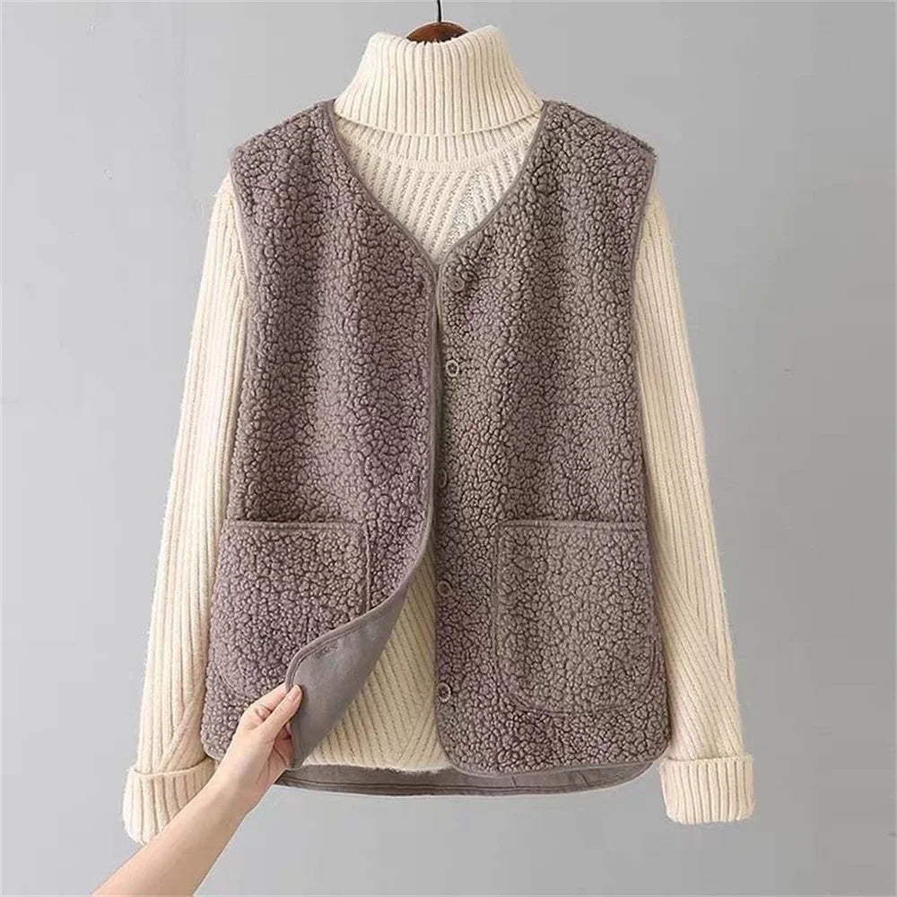 Wool Blend Fleece Sleeveless Vest for Women | Solenne