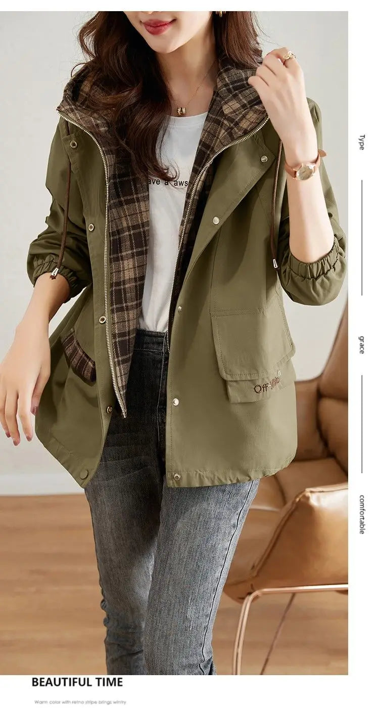 Casual Plaid-Lined Hooded Jacket for Women | Carmina