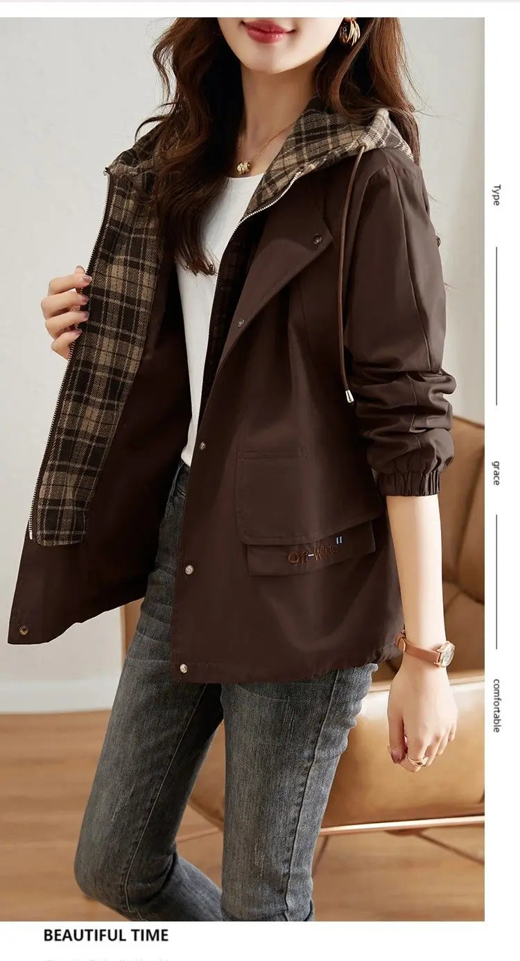 Casual Plaid-Lined Hooded Jacket for Women | Carmina
