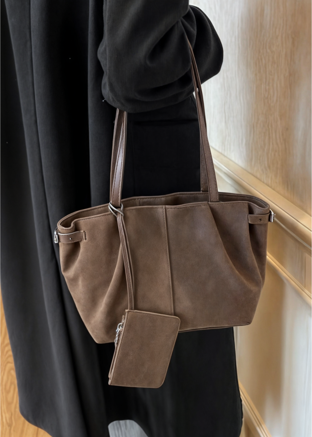 Compact Shoulder Bag Elegant Design for Women | Elora