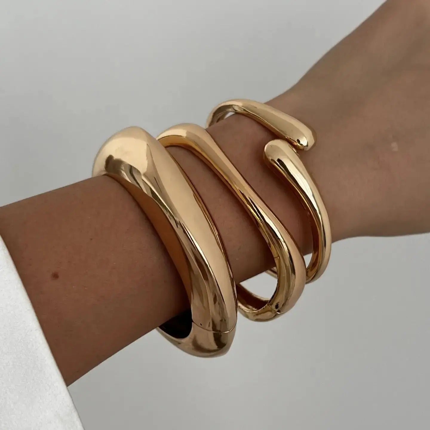 Cuff Bracelet Elegant Design For Women | Lystra