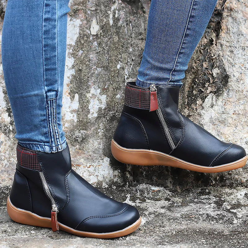 Waterproof Winter Boots Stylish Design for Women | Leila Black