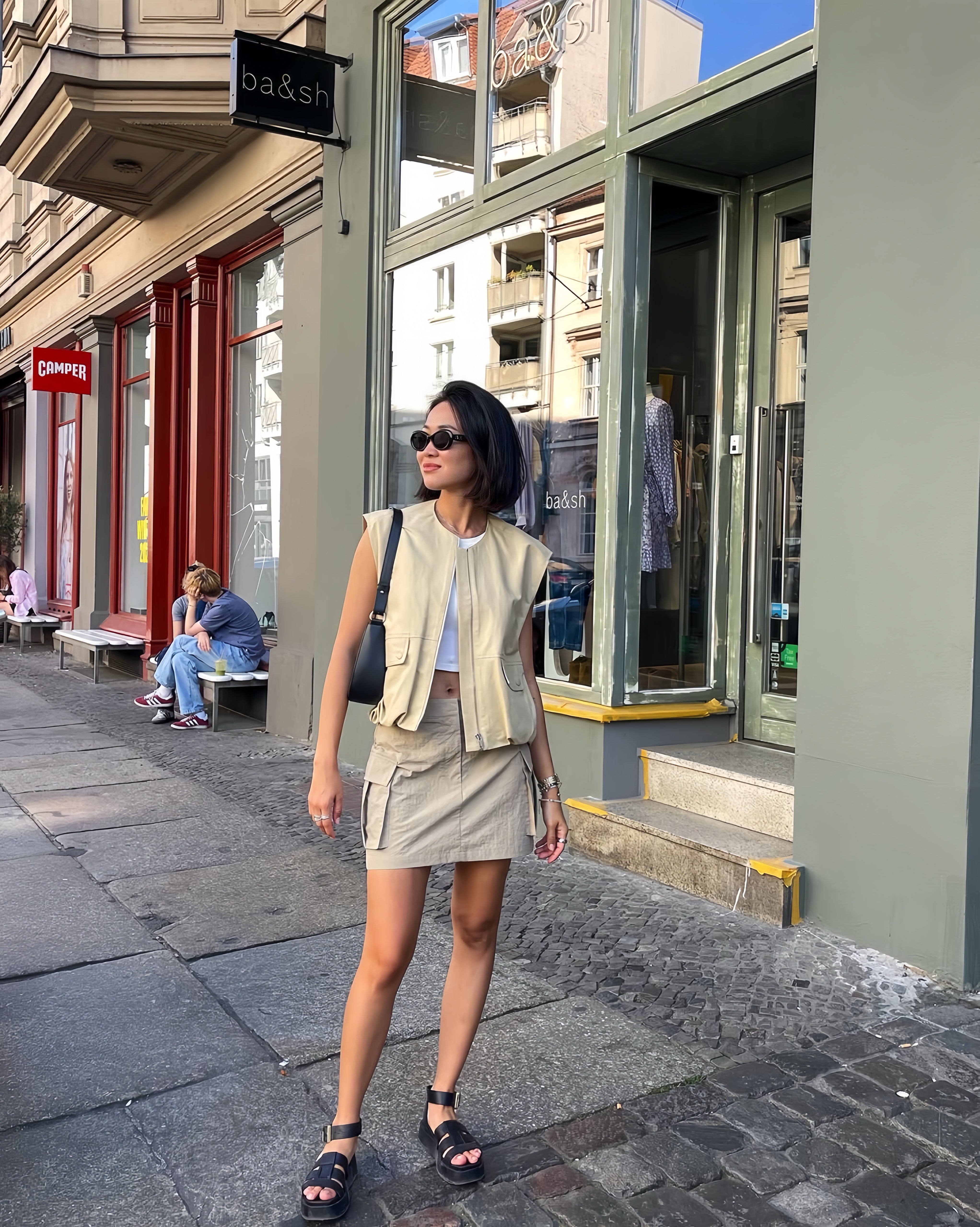 Lightweight Sleeveless Bomber Vest Jacket for Women | Judy