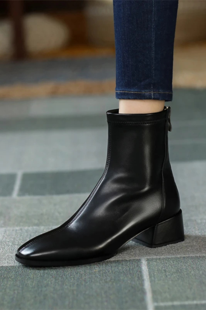 Leather Boots Stylish Design for Women | Selene