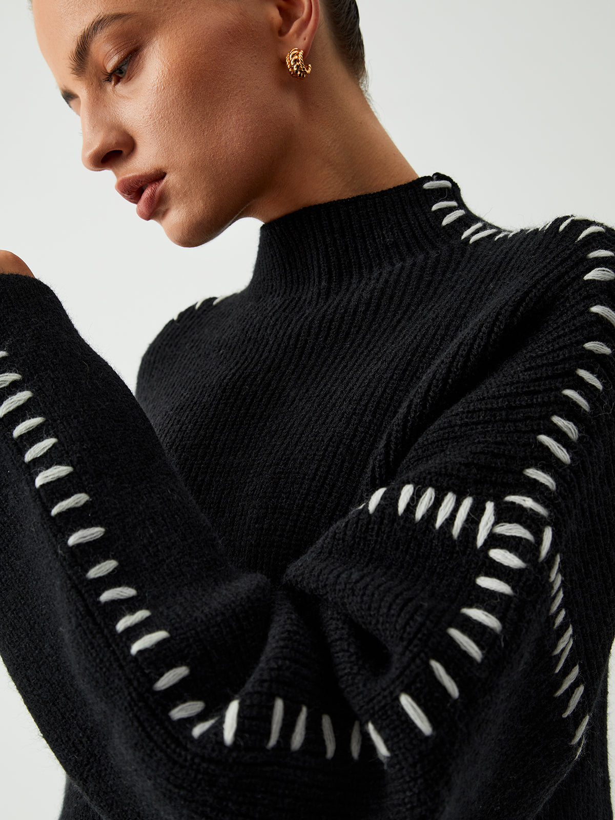 Oversized Mock Neck Sweater Comfortable Fit for Women | Xalyn