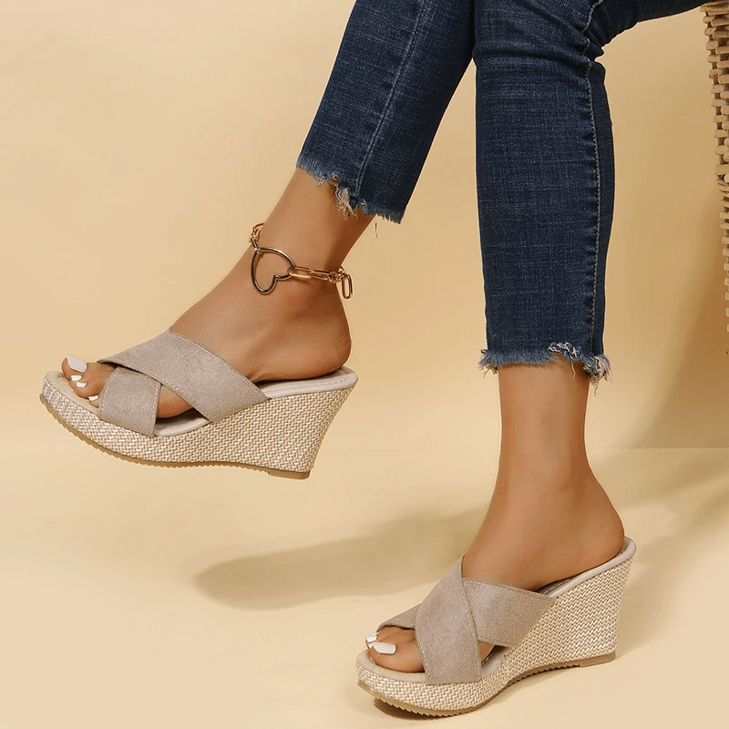 Comfortable Walking Sandals for Women | Kivra