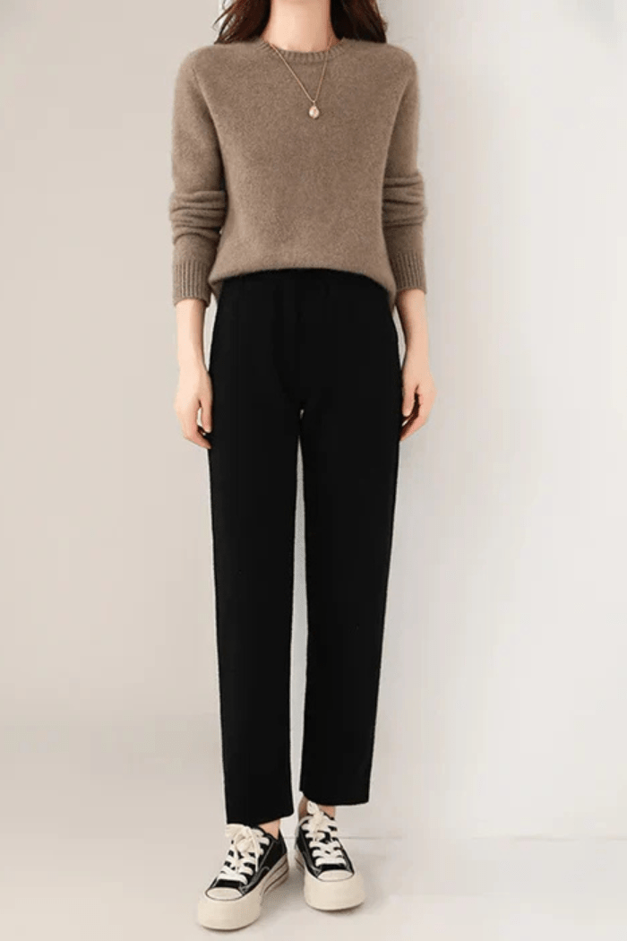 Pure Wool Pants High-Rise Slim Fit for Women | Vivienne Black