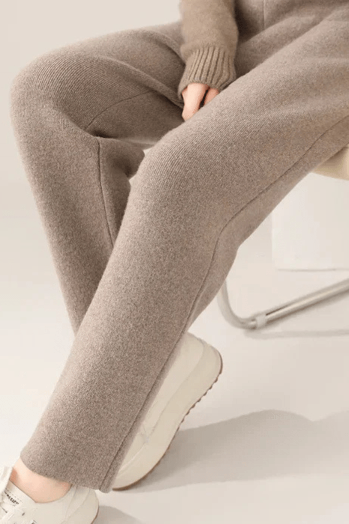 Pure Wool Pants High-Rise Slim Fit for Women | Vivienne